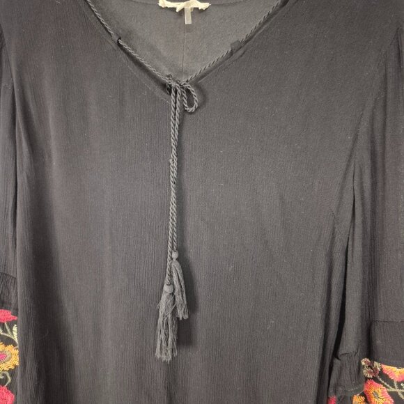 Entro Black Boho Tunic Dress With Embroidered Floral Sleeves Tassel Tie Neckline - Picture 4 of 8